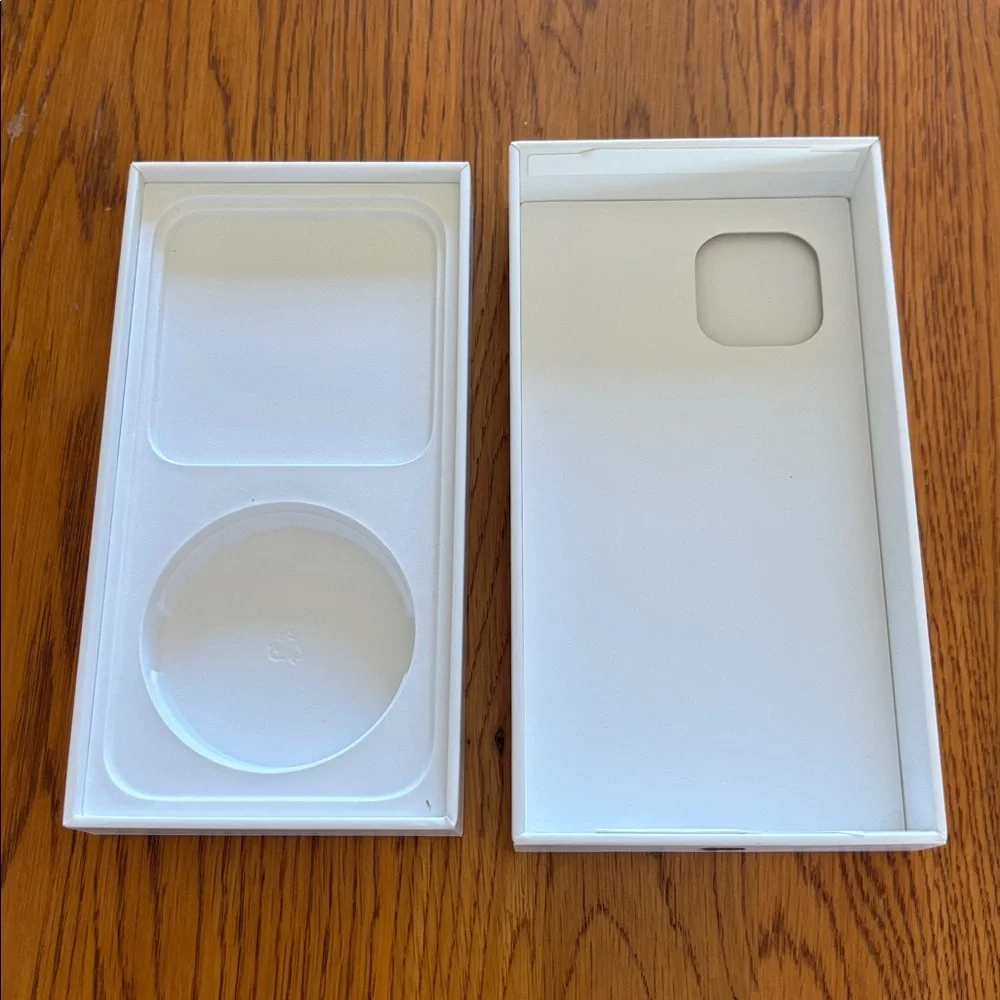 Apple iPhone 14 Box
